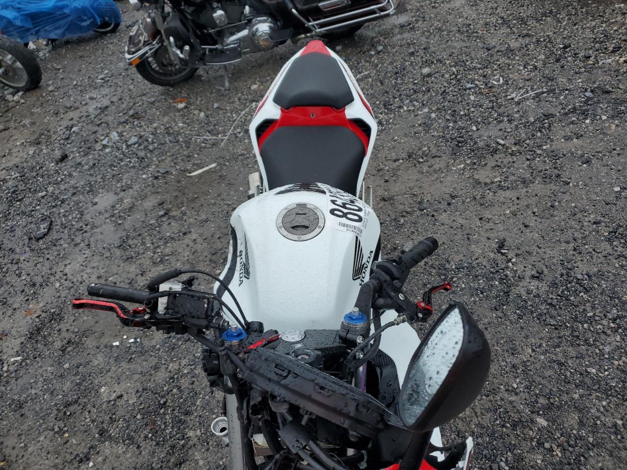 Lot #3301961423 2018 HONDA CBR500 R