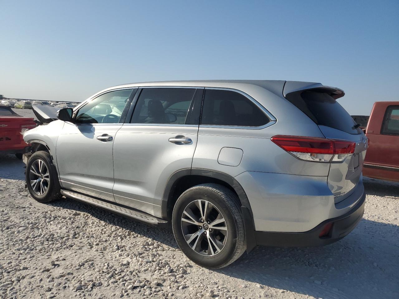 TOYOTA HIGHLANDER LE