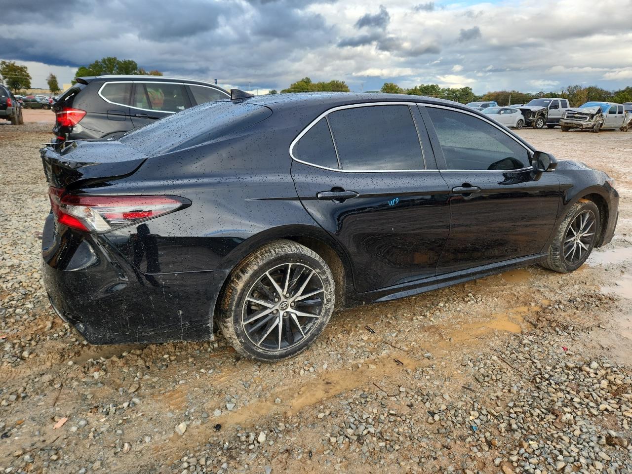TOYOTA CAMRY SE NIGHT SHADE