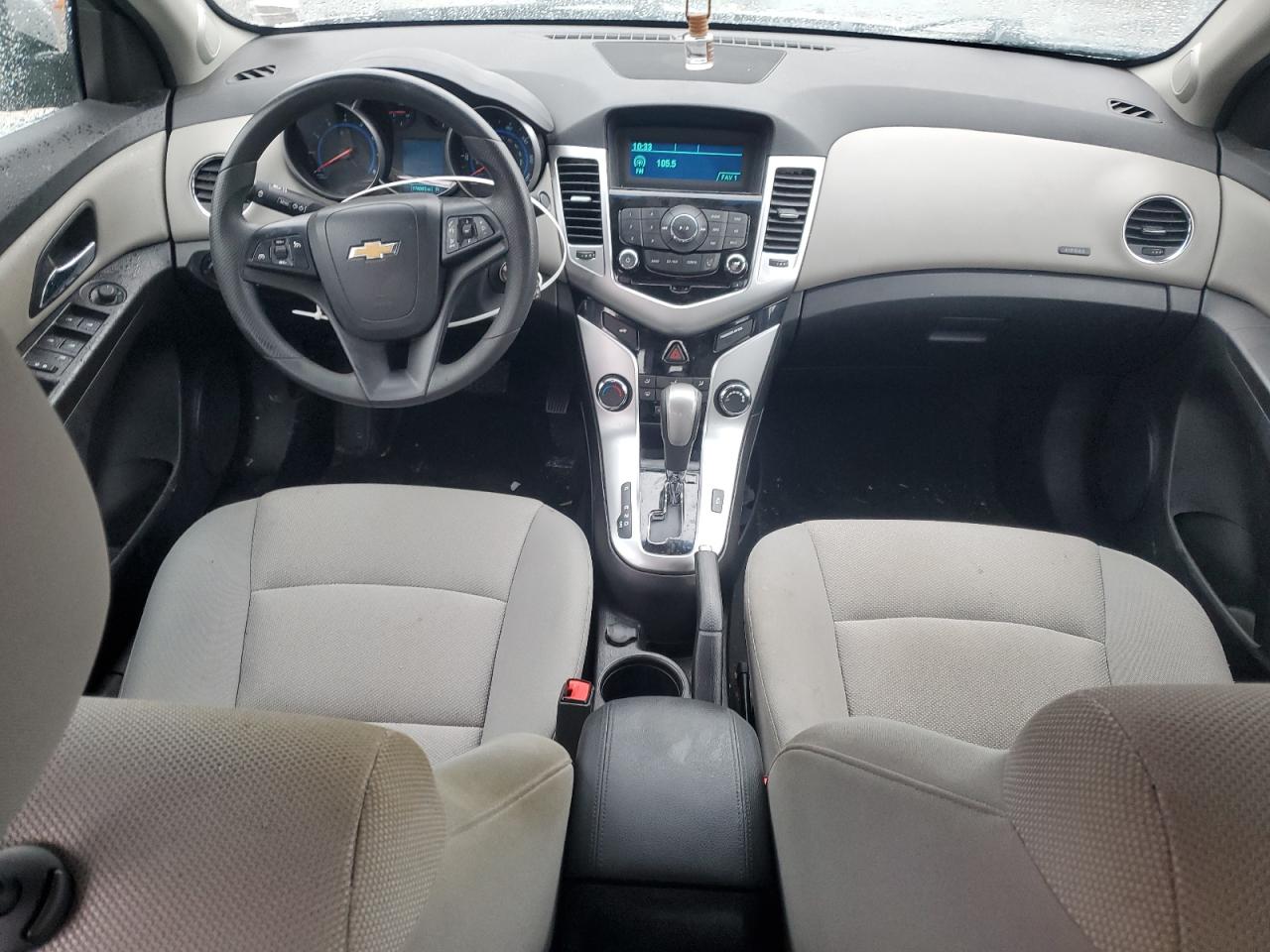 CHEVROLET CRUZE LT