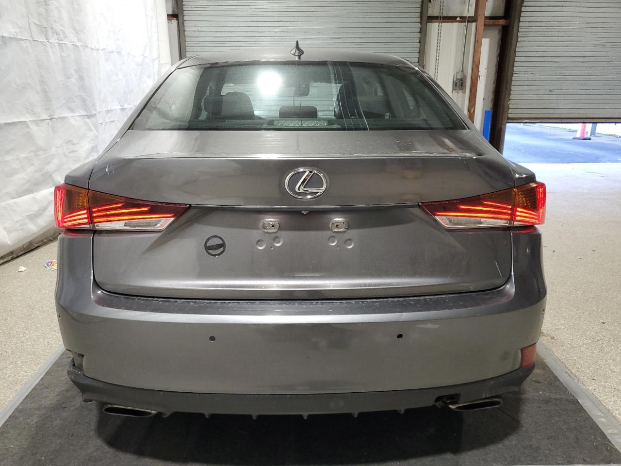 LEXUS IS 300 PREMIUM