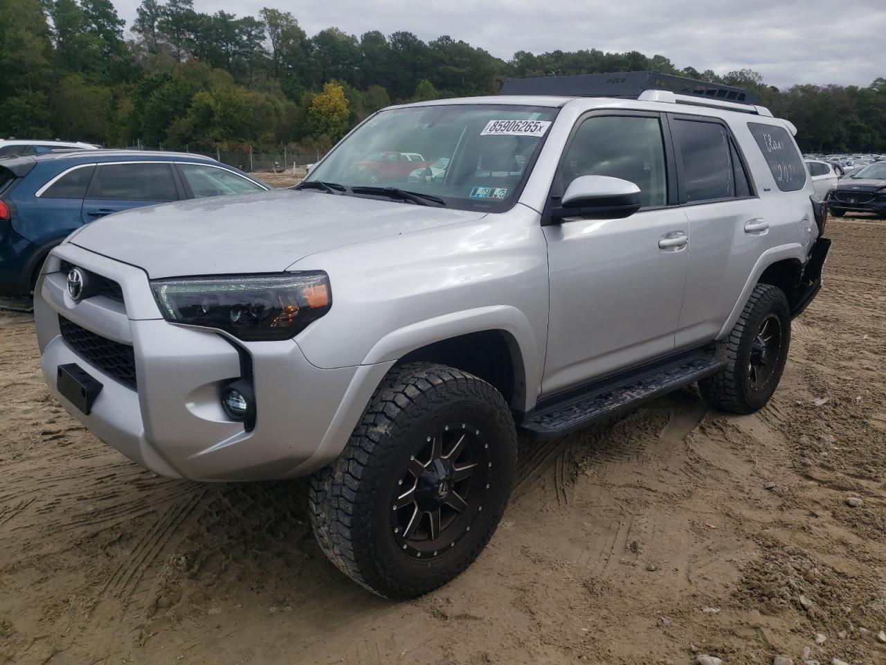 TOYOTA 4RUNNER SR5/SR5 PREMIUM
