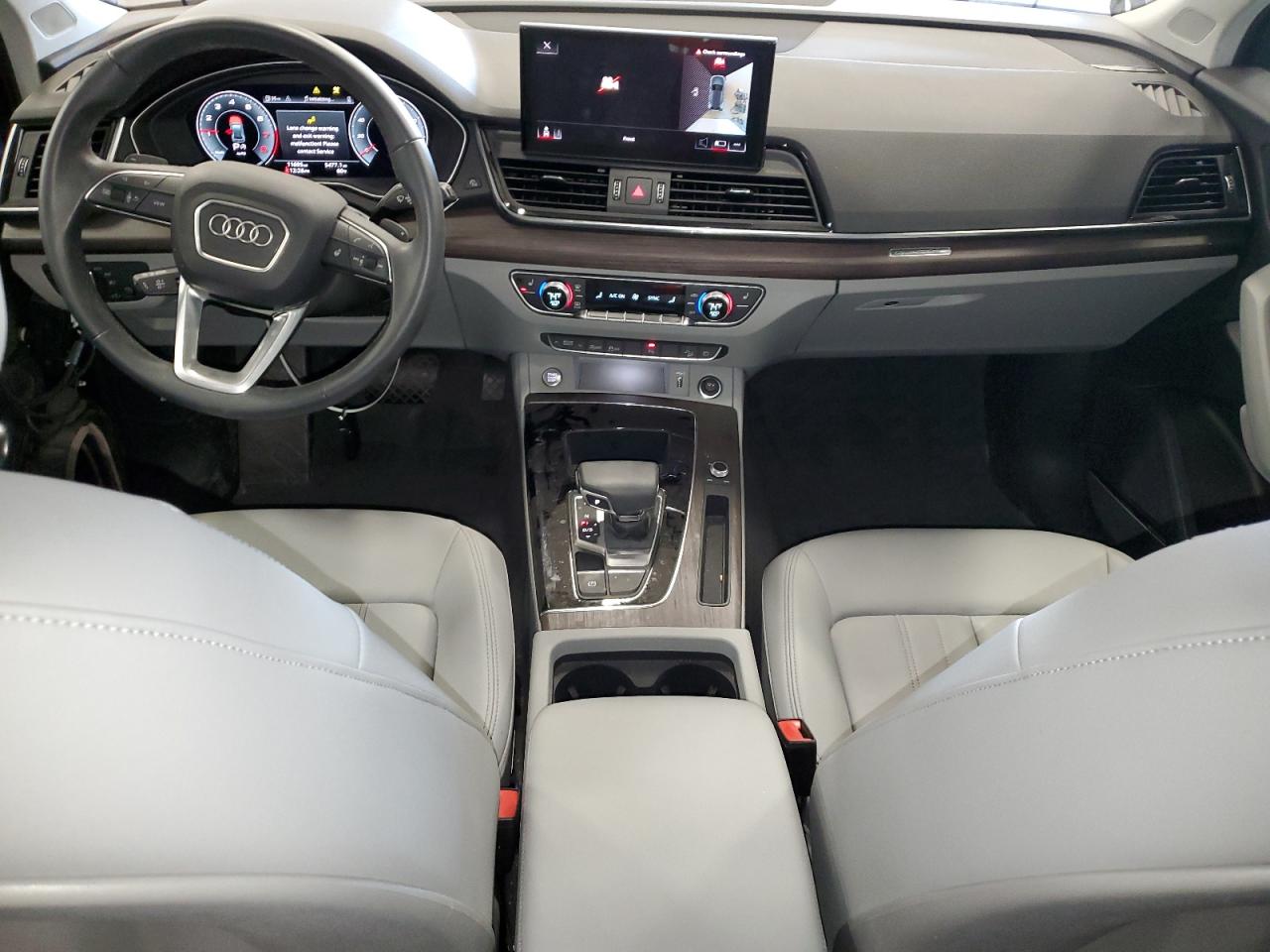 AUDI Q5 PREMIUM PLUS 45