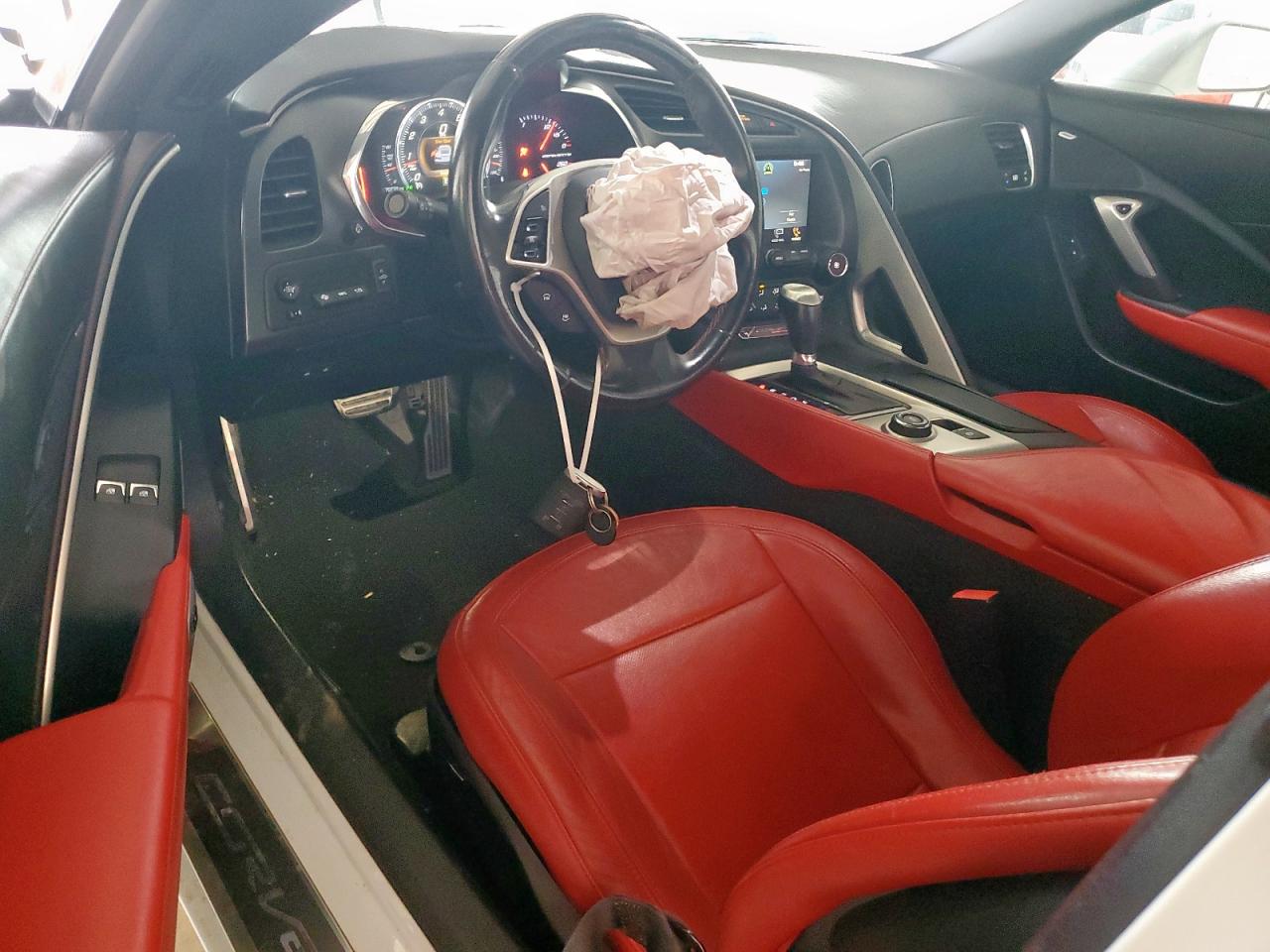 CHEVROLET CORVETTE STINGRAY 2LT