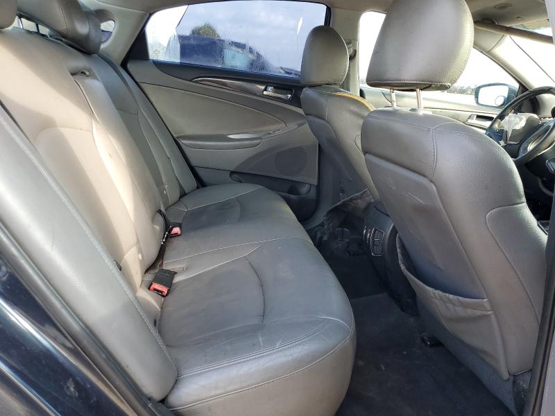 2011 HYUNDAI SONATA SE - 5NPEC4AC8BH060871