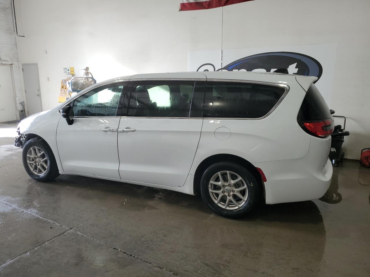 CHRYSLER PACIFICA SELECT