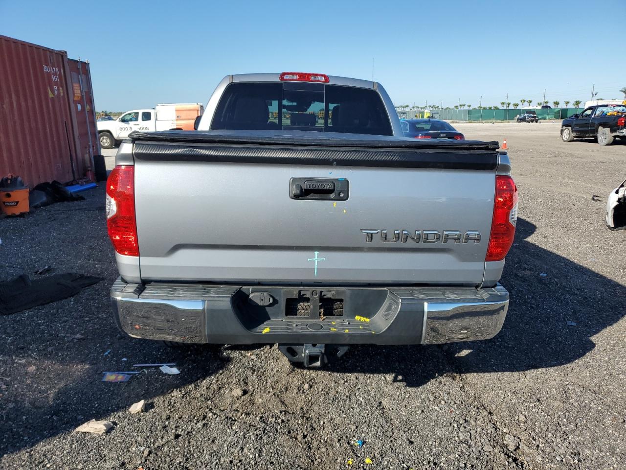 TOYOTA TUNDRA DOUBLE CAB SR