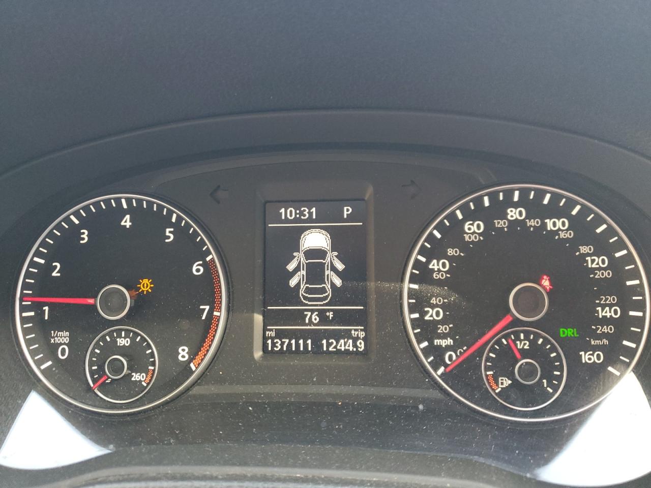 VOLKSWAGEN PASSAT SE