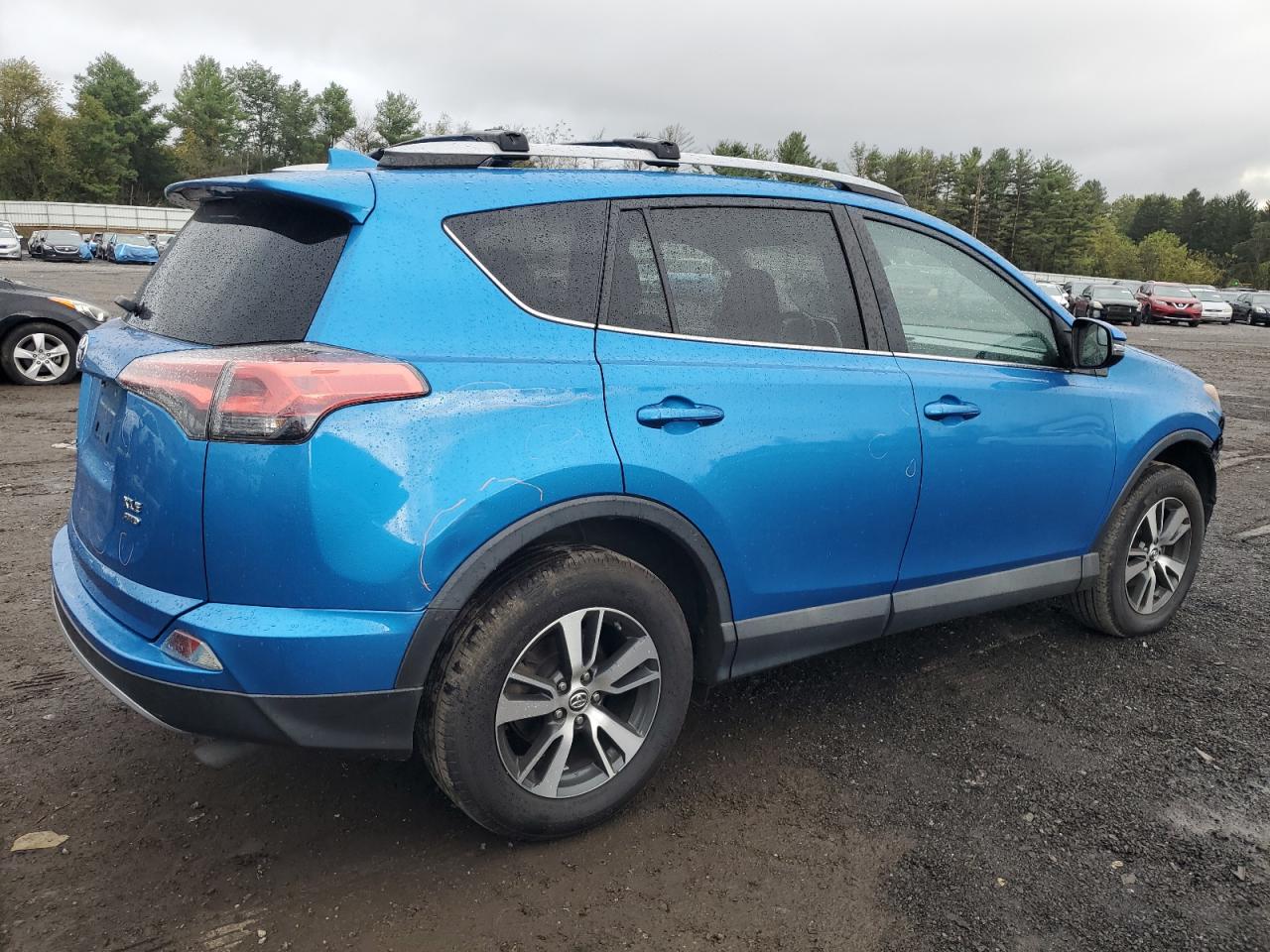 TOYOTA RAV4 XLE