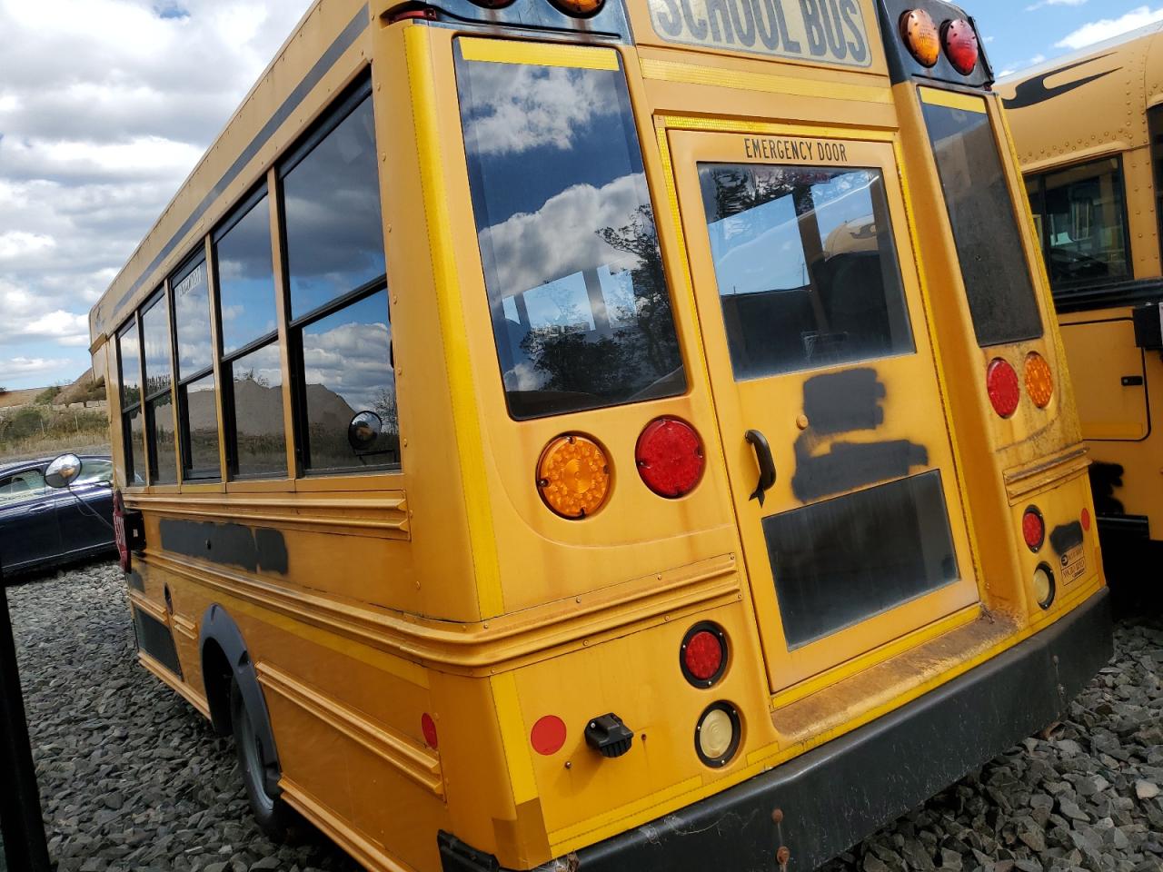 Lot #3273732375 2012 CHEVROLET MICRO BIRD G3500