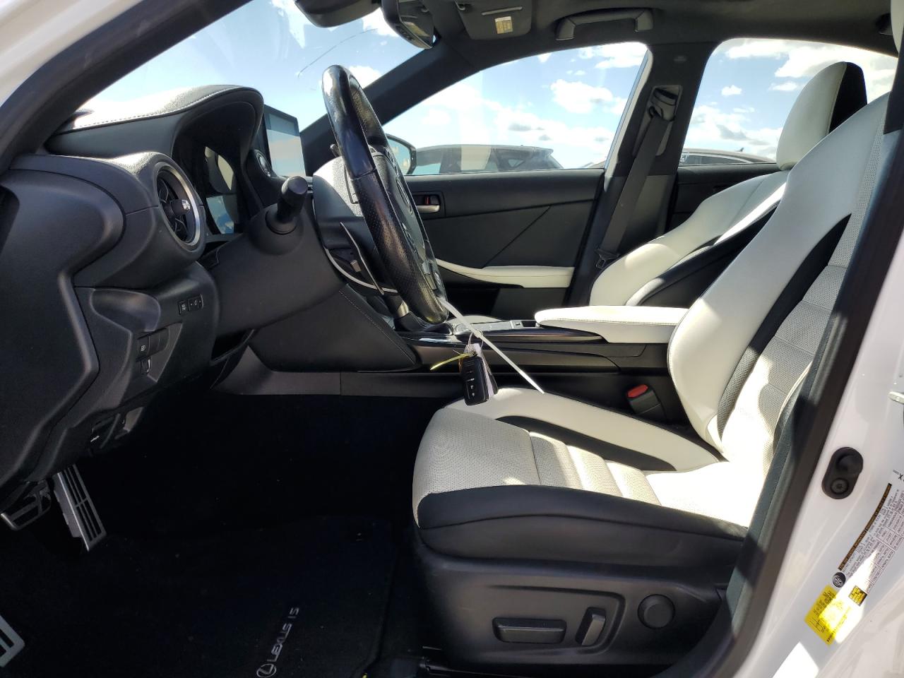 LEXUS IS 350 F SPORT