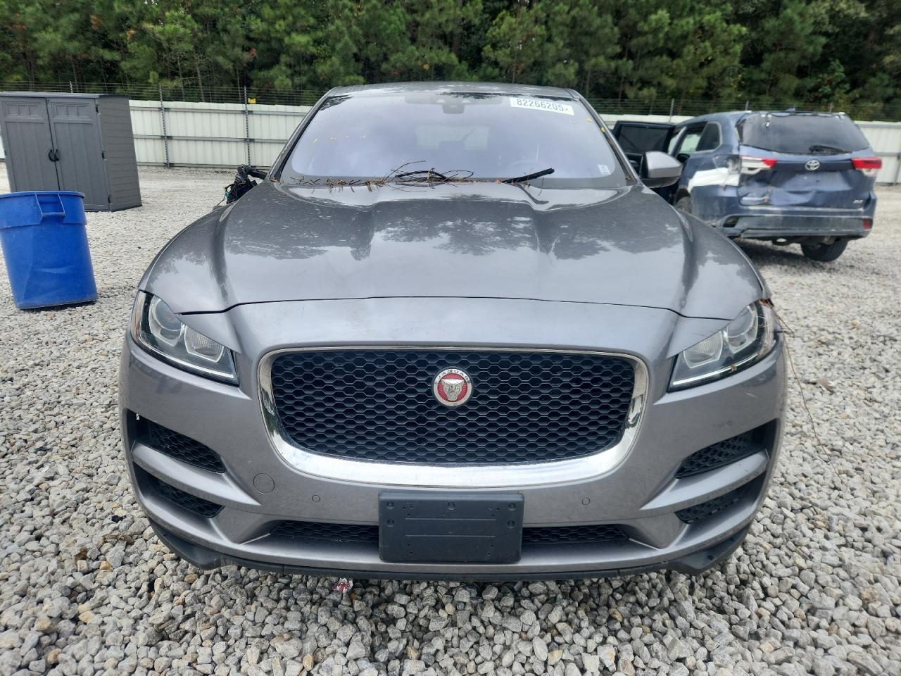 JAGUAR F-PACE PREMIUM