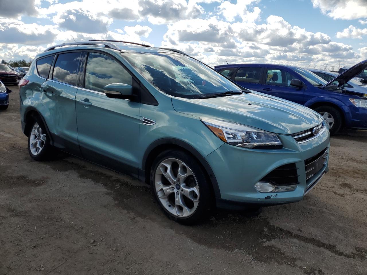 FORD ESCAPE TITANIUM