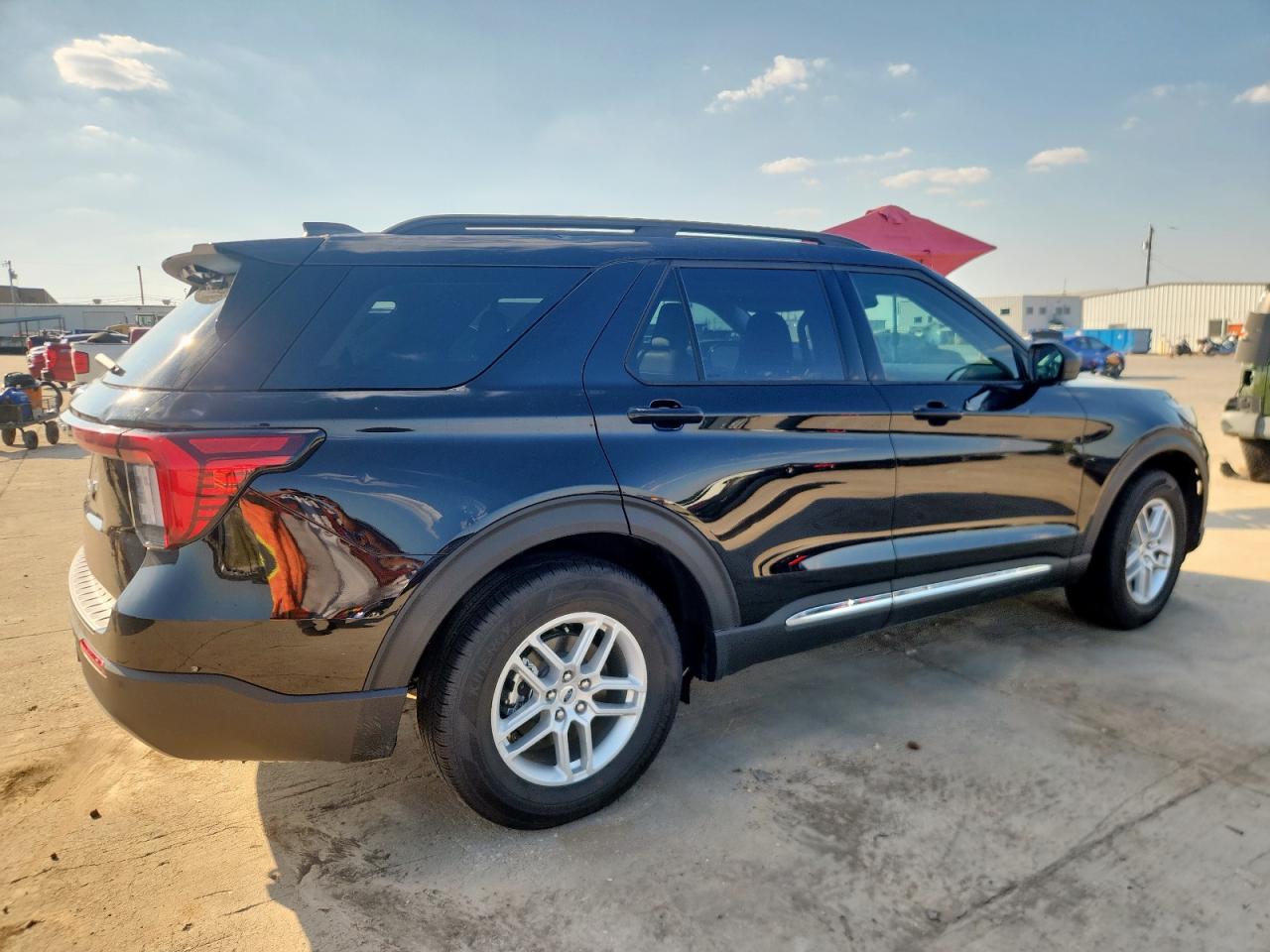 FORD EXPLORER ACTIVE