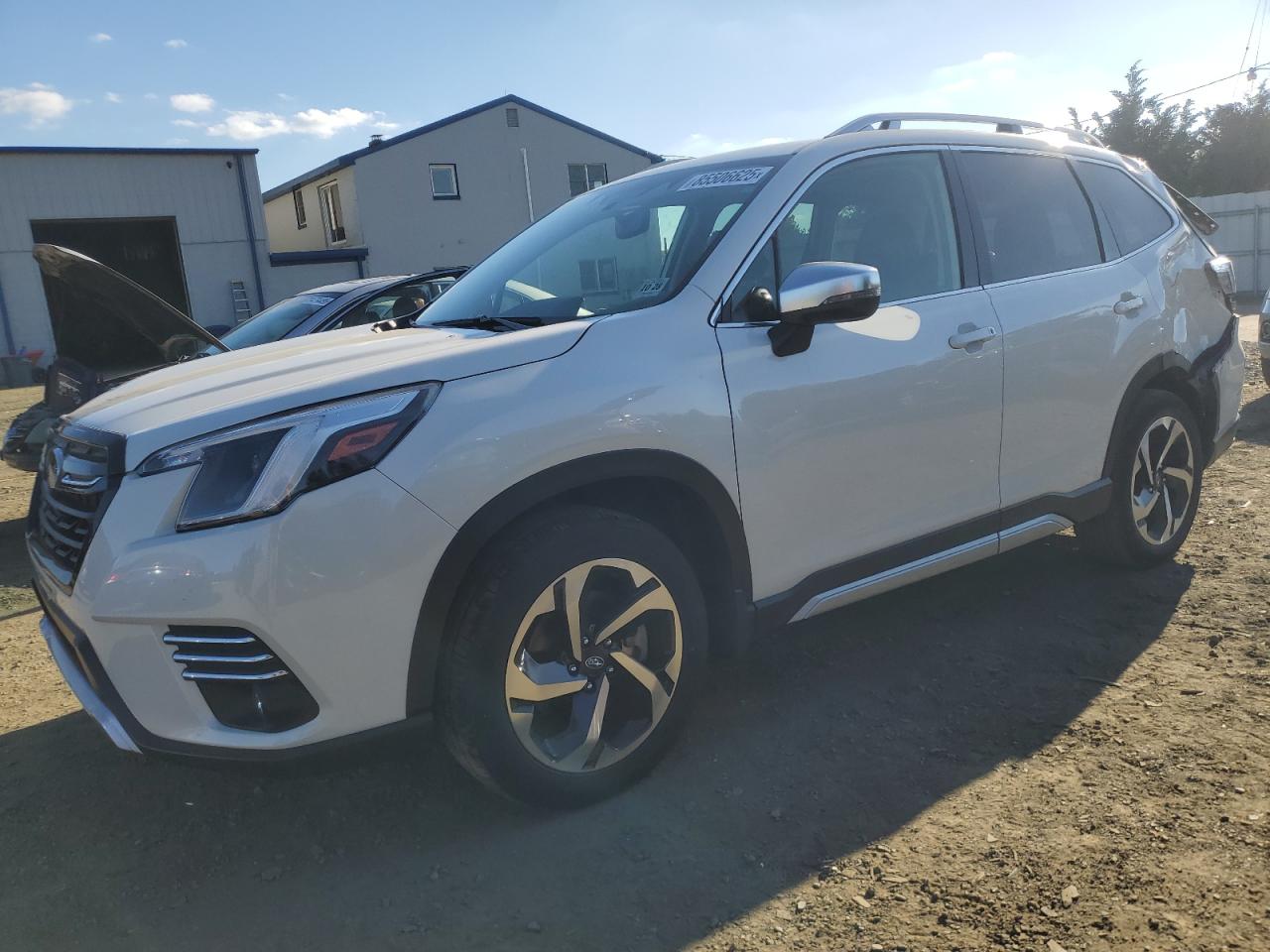 Lot #3270905463 2023 SUBARU FORESTER T