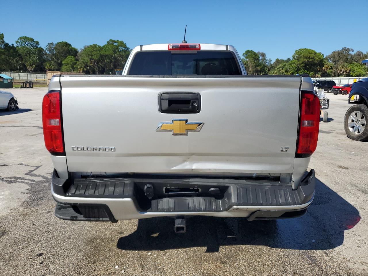 CHEVROLET COLORADO LT