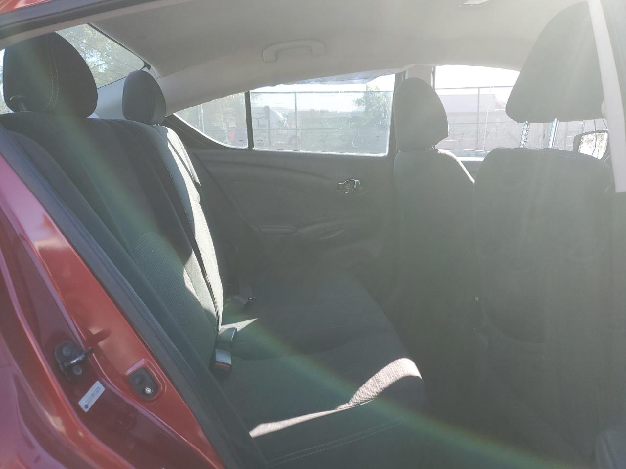 Lot #3317732080 2015 NISSAN VERSA S