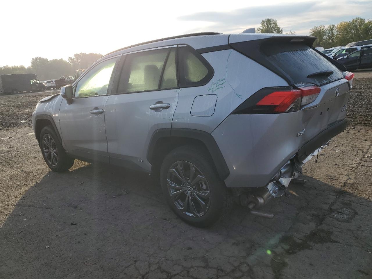 TOYOTA RAV4 XLE PREMIUM