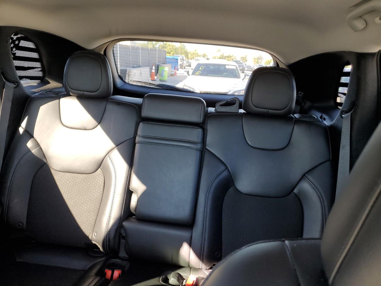 JEEP GRAND CHEROKEE LATITUDE PLUS