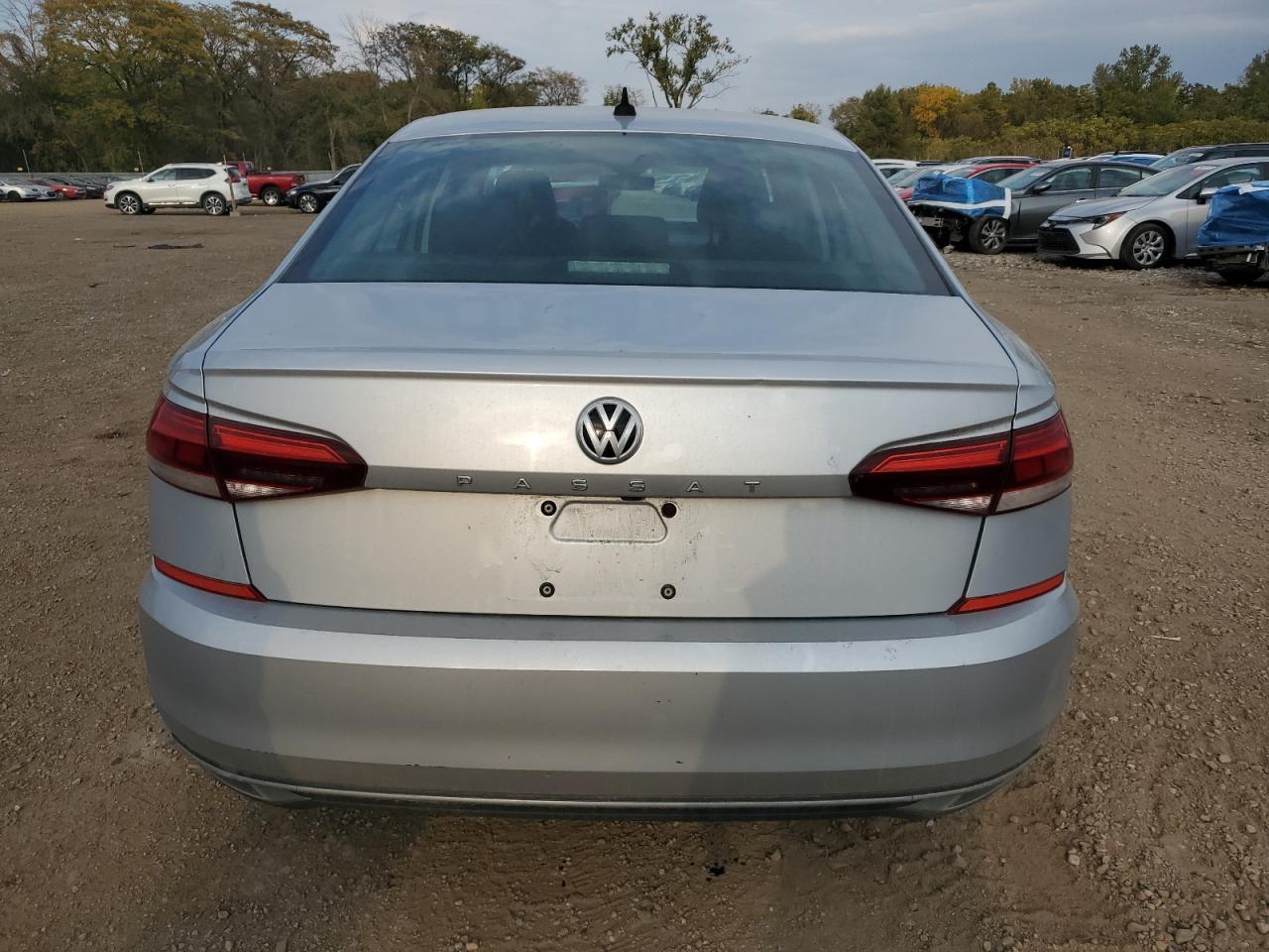 VOLKSWAGEN PASSAT SE