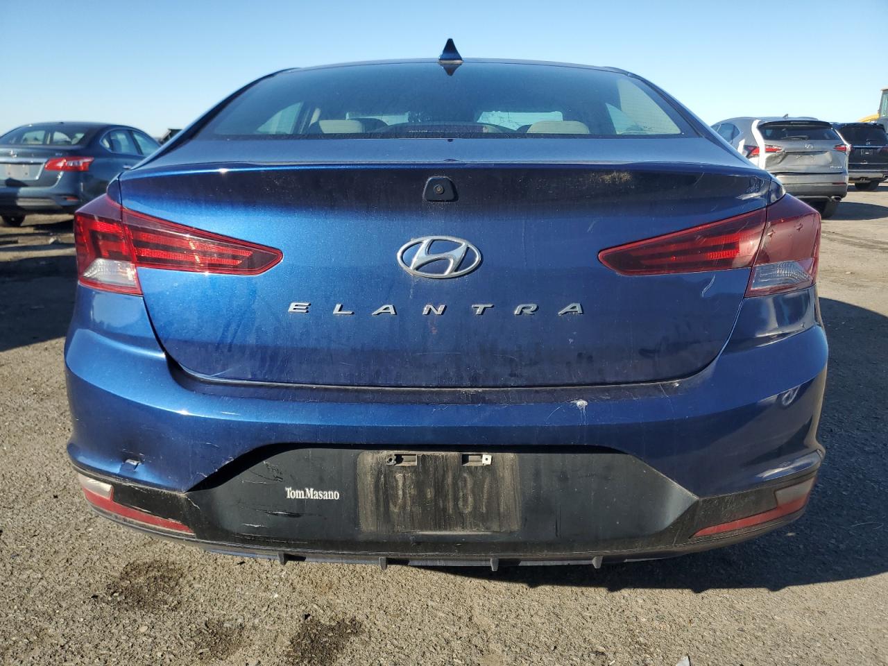 HYUNDAI ELANTRA SEL