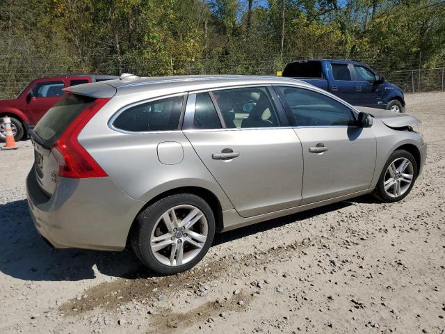 2015 VOLVO V60 PREMIER+ YV1612SC0F1205728
