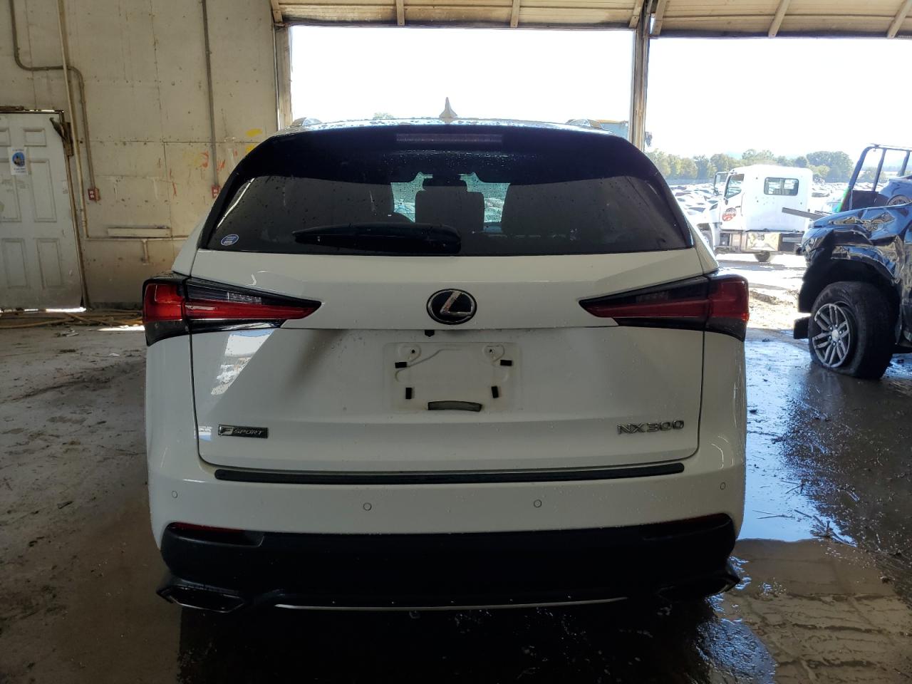 LEXUS NX 300 BASE