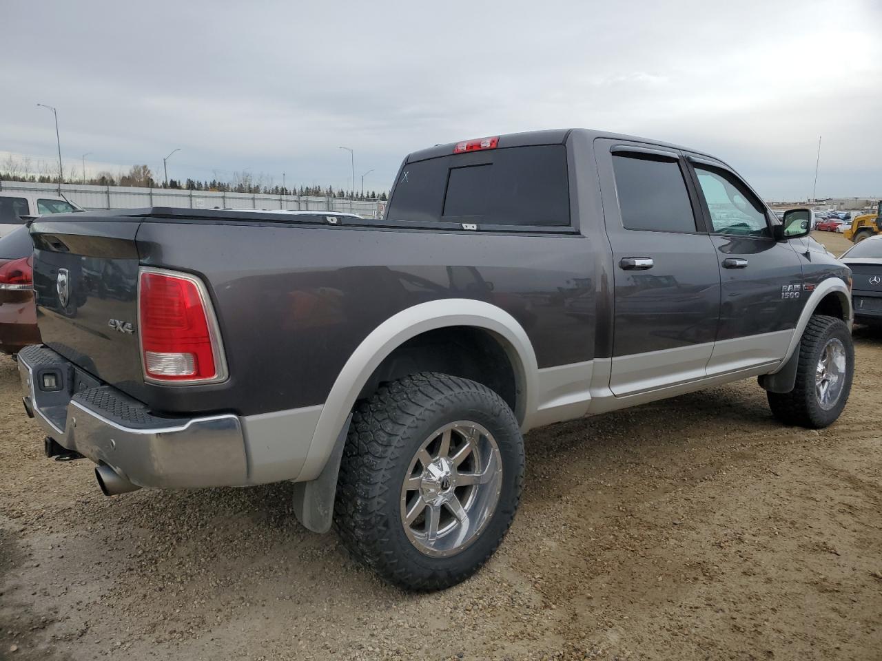 RAM 1500 LARAMIE