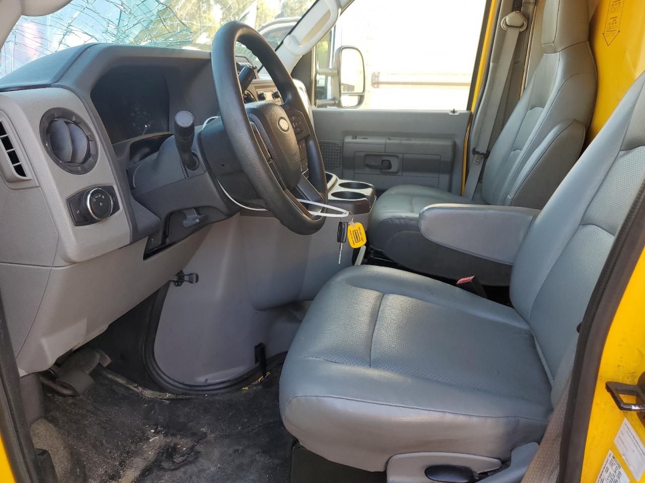 FORD ECONOLINE E350 SUPER DUTY CUTAWAY VAN