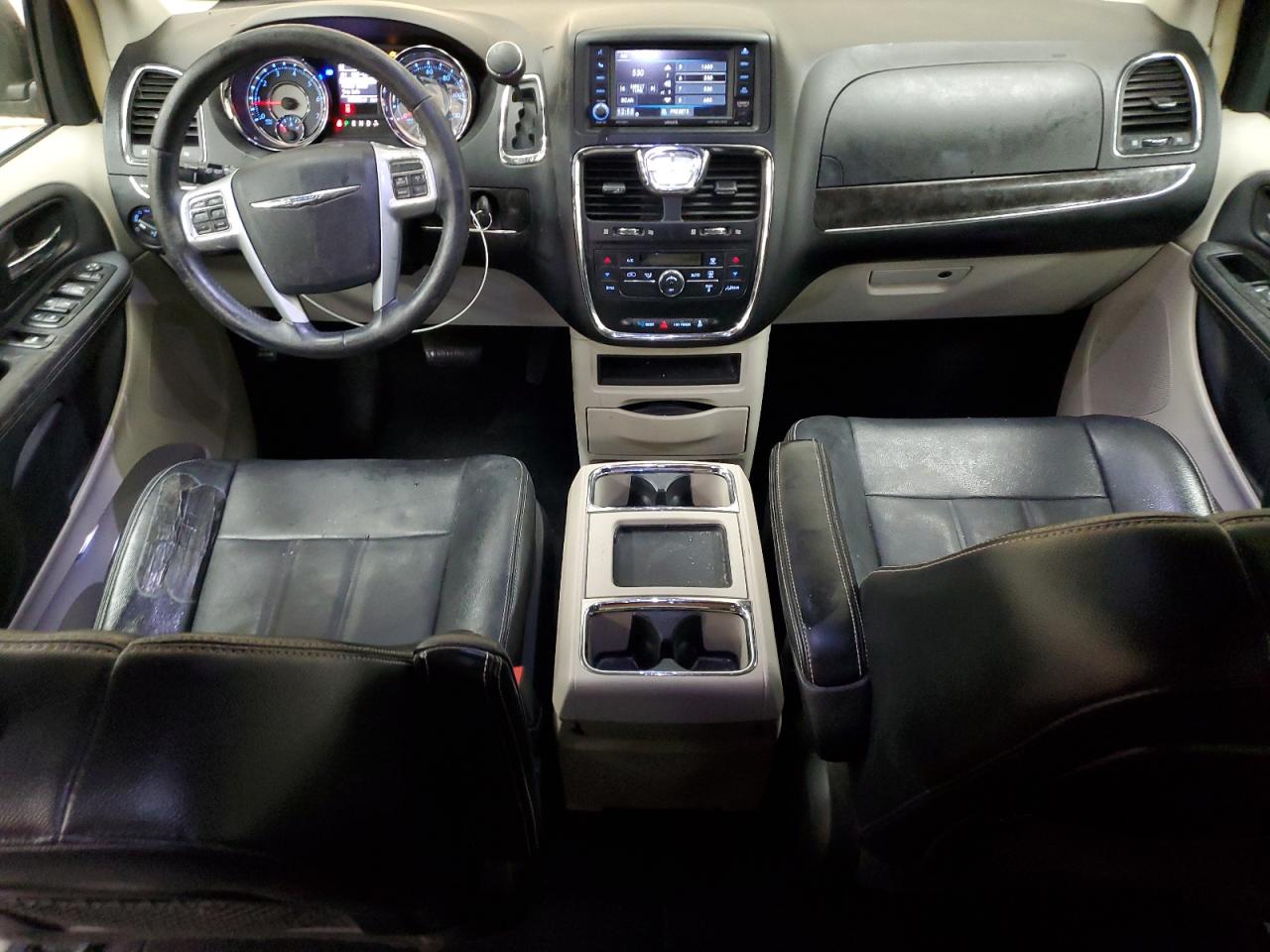 CHRYSLER TOWN & COUNTRY TOURING