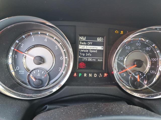 2011 CHRYSLER TOWN & COU - 2A4RR6DG0BR667161