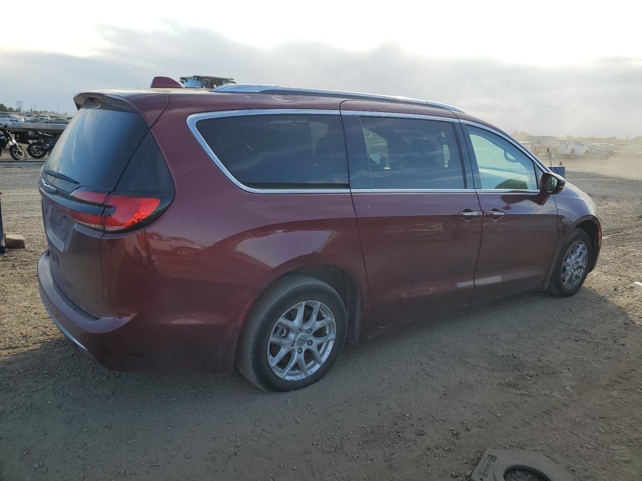 CHRYSLER PACIFICA TOURING L