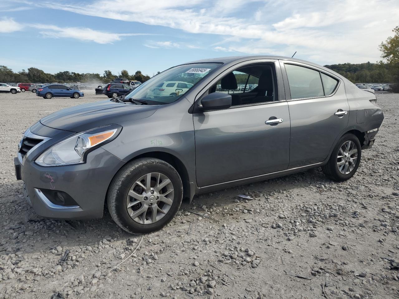NISSAN VERSA S