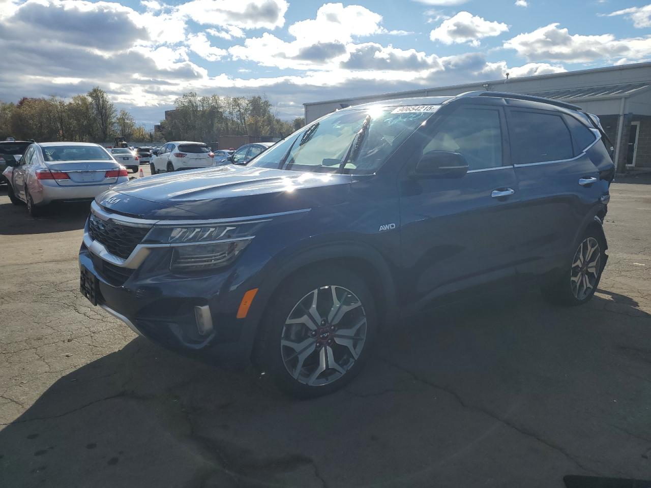 Lot #3301602658 2022 KIA SELTOS SX