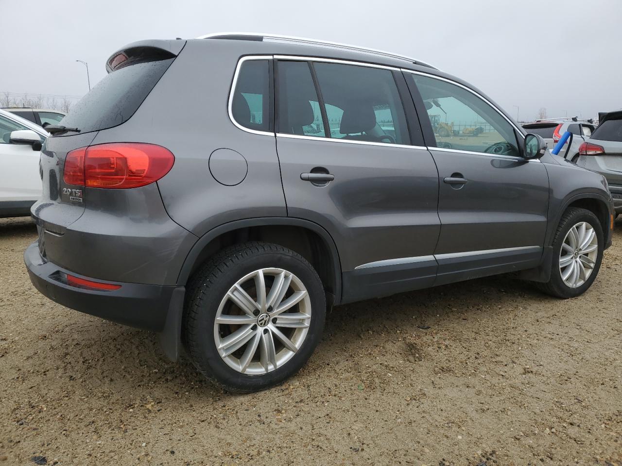VOLKSWAGEN TIGUAN S