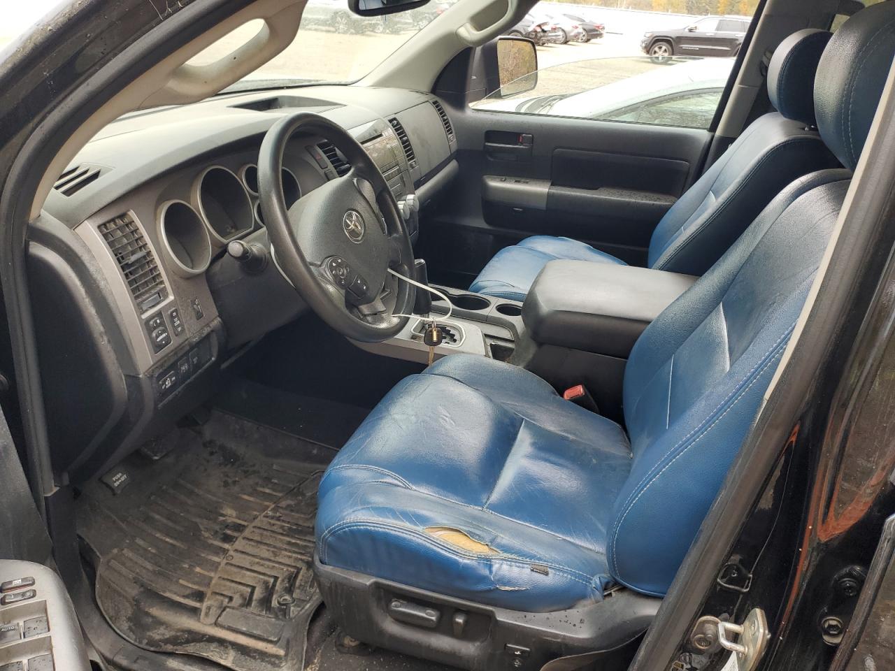 TOYOTA TUNDRA DOUBLE CAB SR5