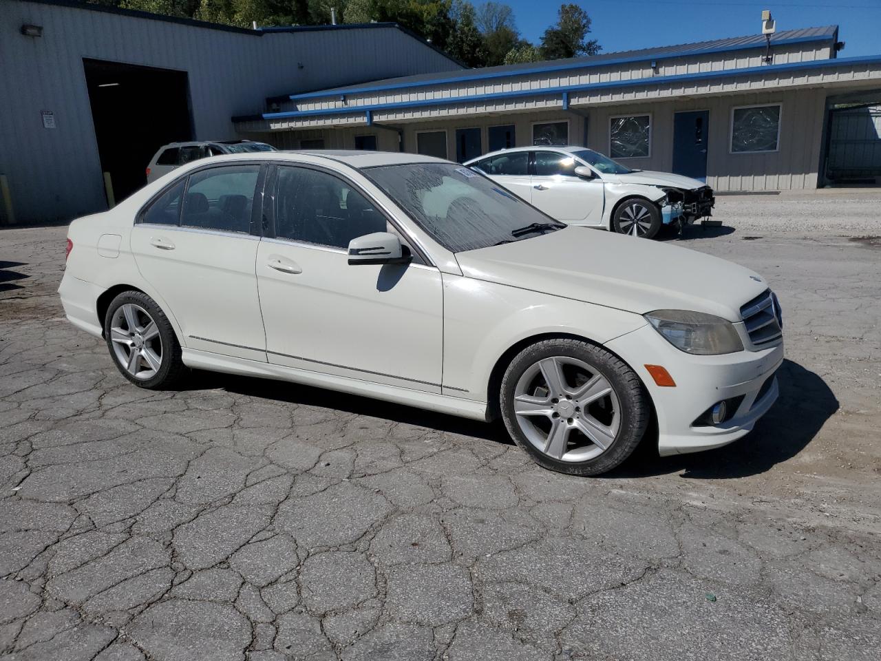 MERCEDES-BENZ C-CLASS 300