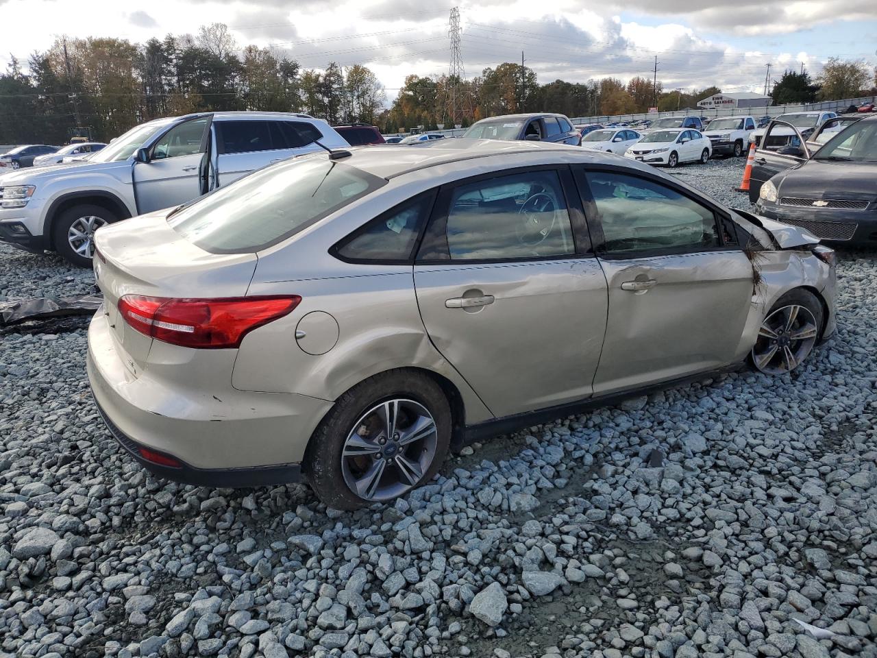 FORD FOCUS SE