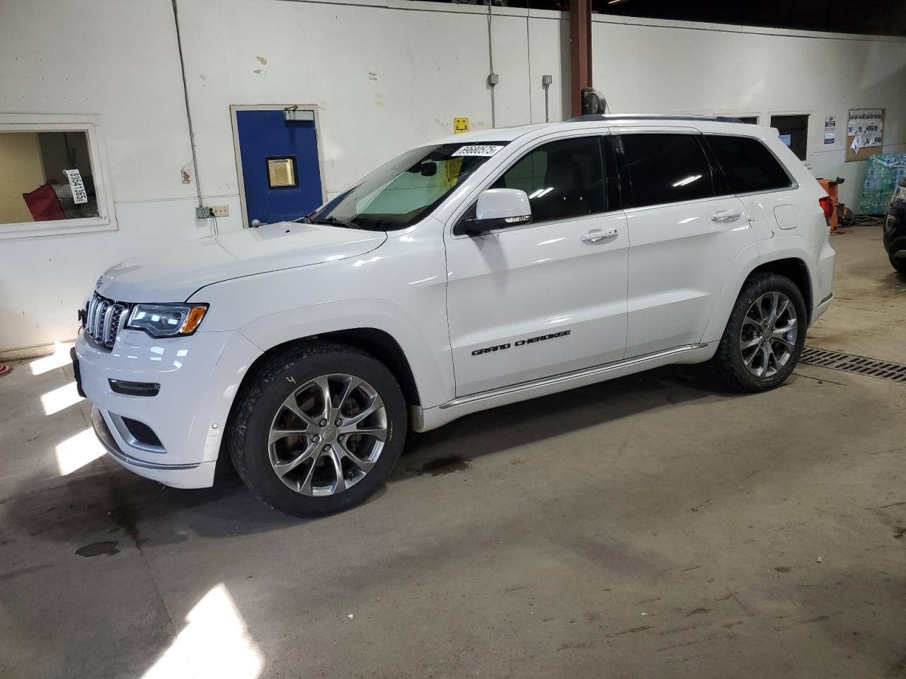 JEEP GRAND CHEROKEE SUMMIT