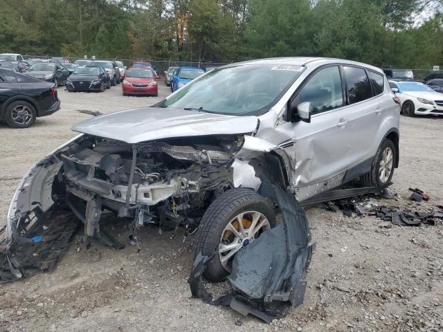 Global Auto Auctions: 2017 FORD ESCAPE SE