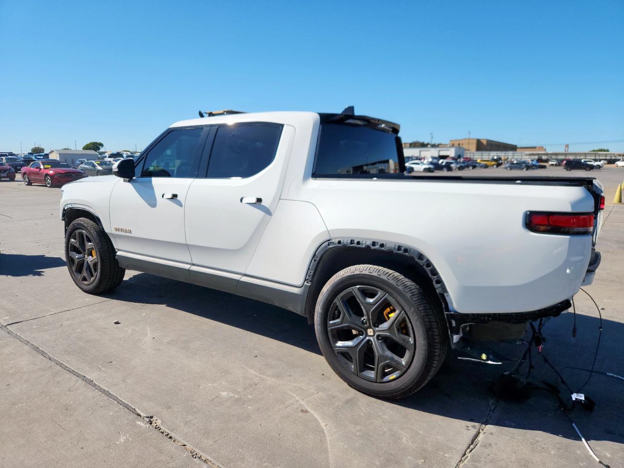 RIVIAN R1T LAUNCH EDITION