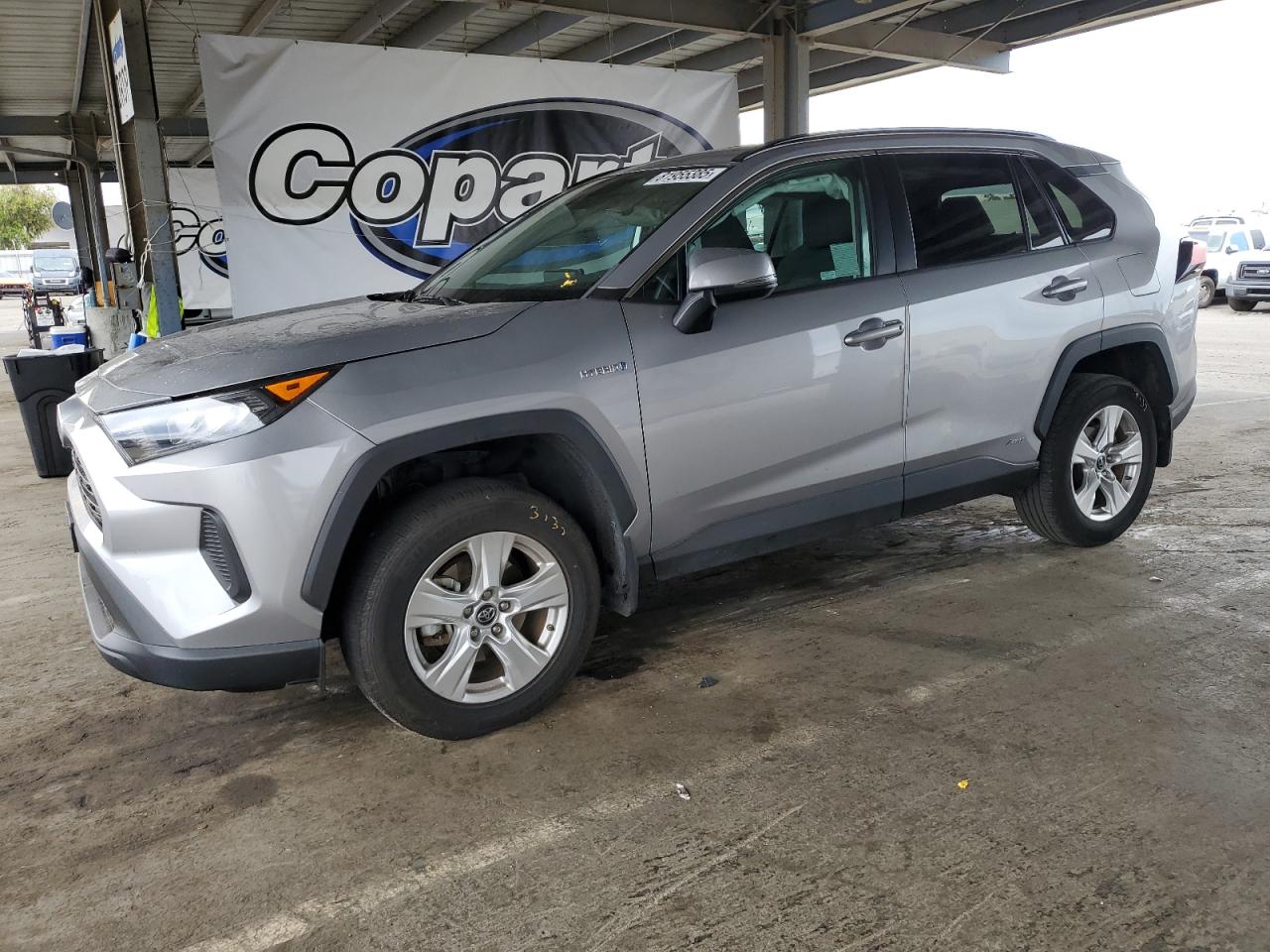 TOYOTA RAV4 LE