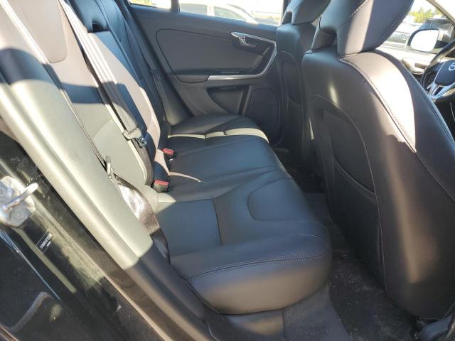 2015 VOLVO V60 PREMIE YV140MEKXF1252595