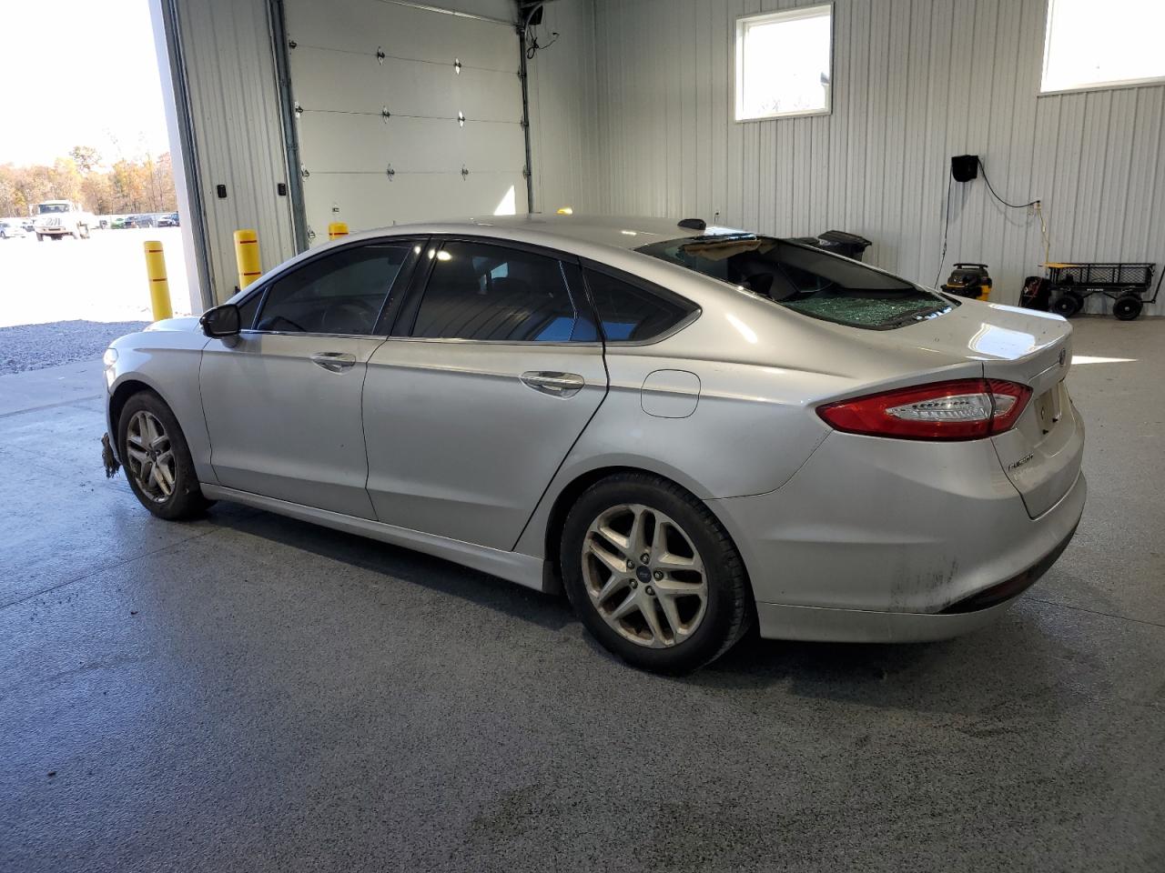 FORD FUSION SE