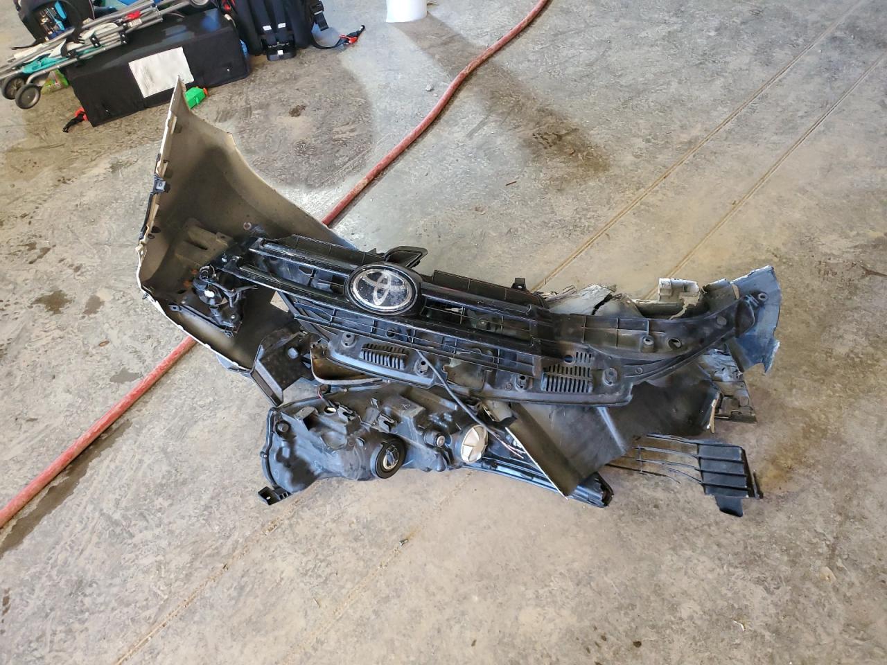 TOYOTA HIGHLANDER SE