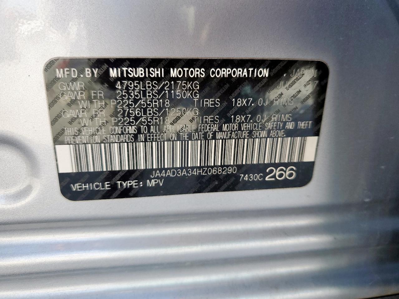 MITSUBISHI OUTLANDER SE