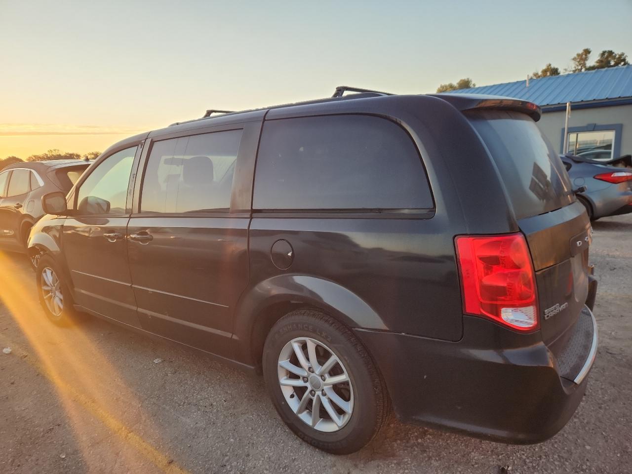 DODGE GRAND CARAVAN SXT