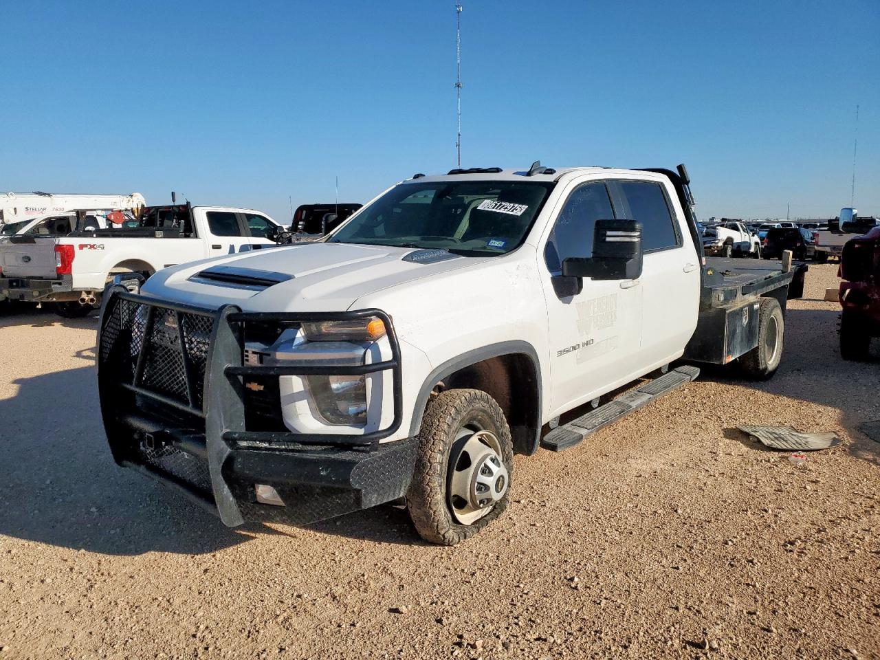 CHEVROLET SILVERADO K3500 LT