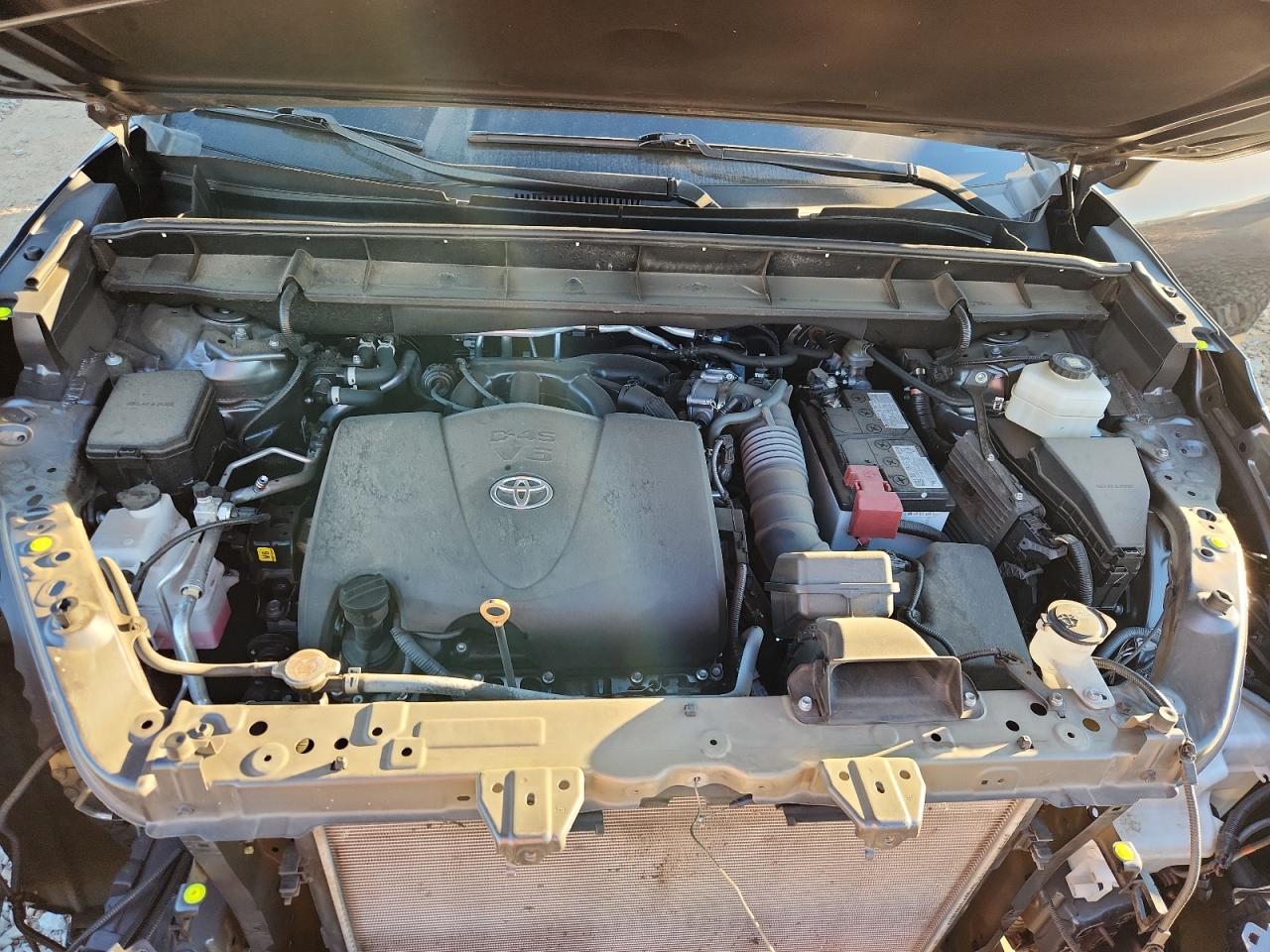 TOYOTA HIGHLANDER LIMITED