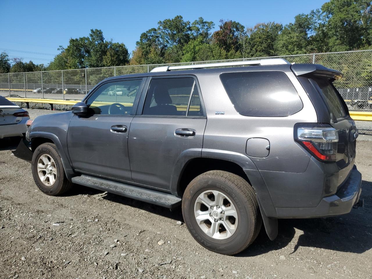 TOYOTA 4RUNNER SR5/SR5 PREMIUM